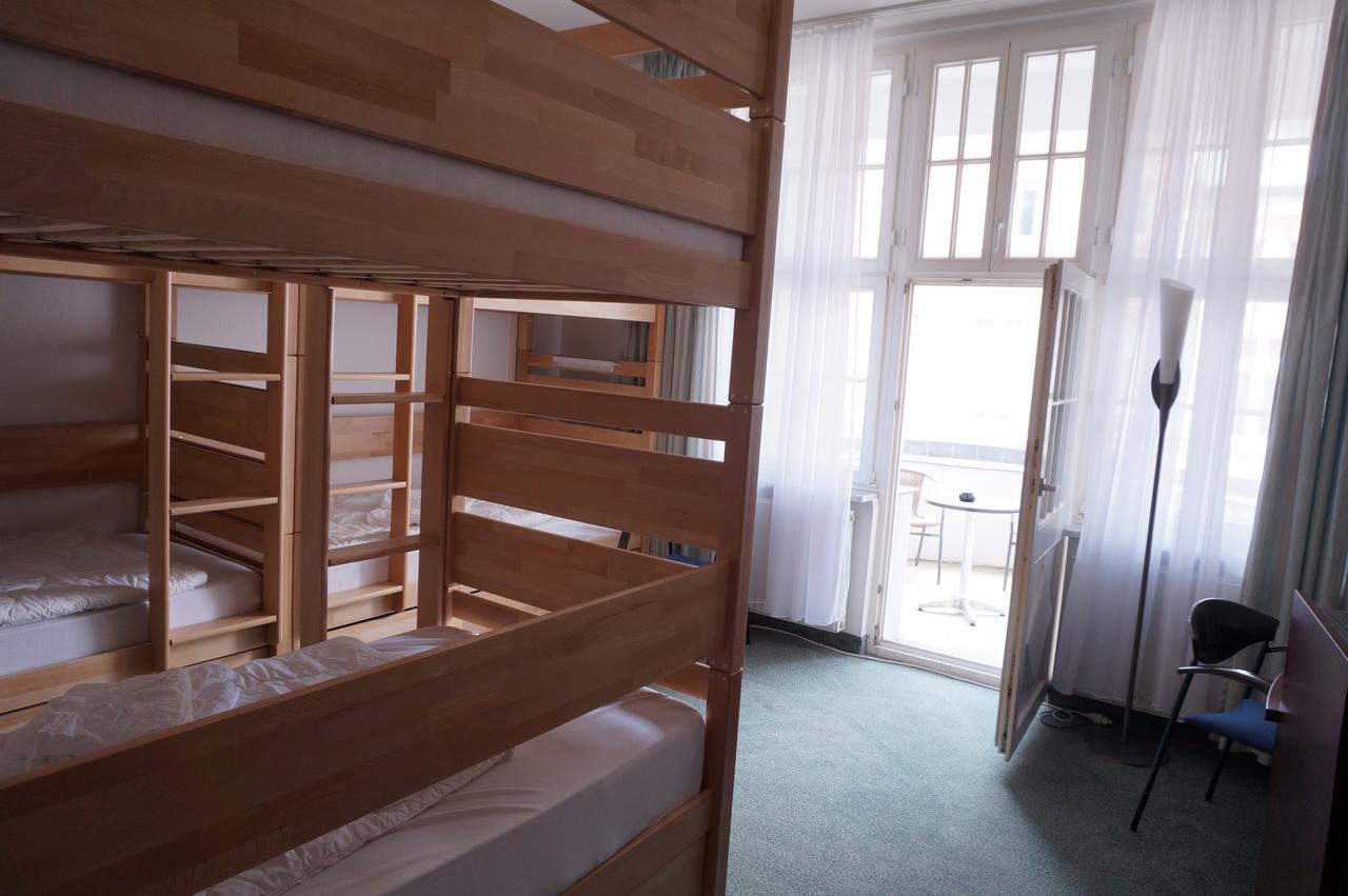 Sweet Dream Hostel & Pension - Self Check-In Guestrow Exterior photo