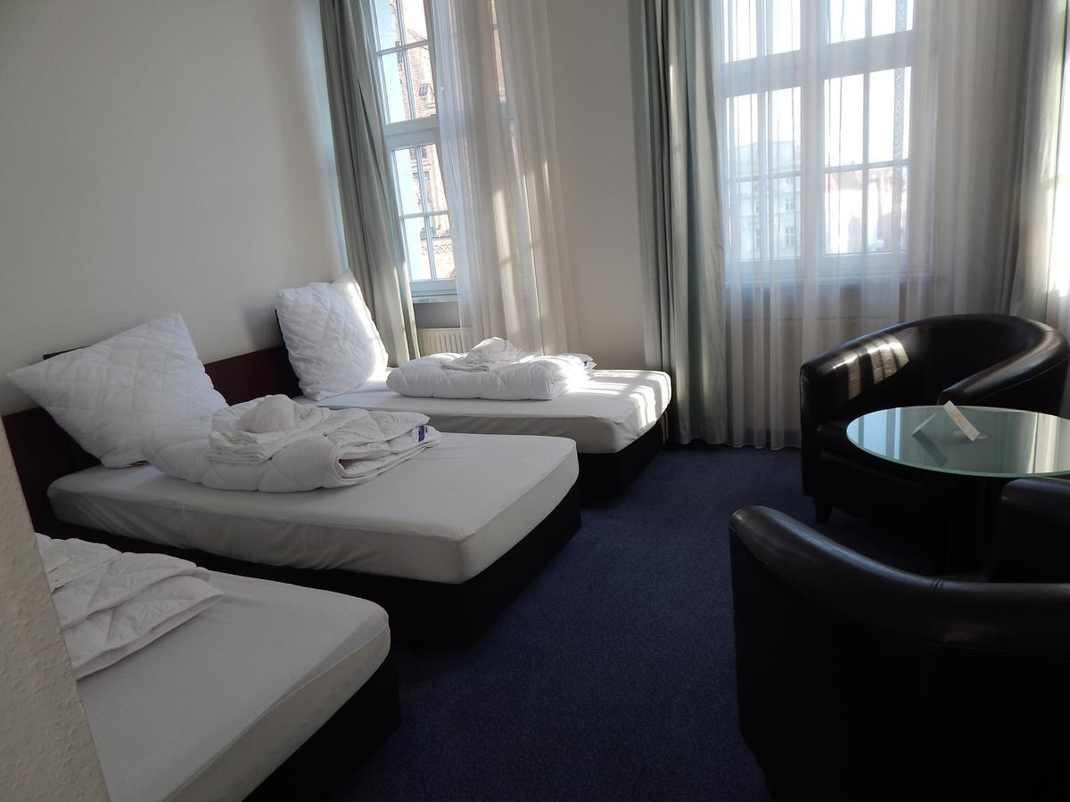 Sweet Dream Hostel & Pension - Self Check-In Guestrow Exterior photo
