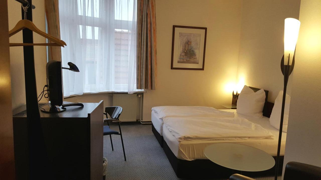 Sweet Dream Hostel & Pension - Self Check-In Guestrow Exterior photo